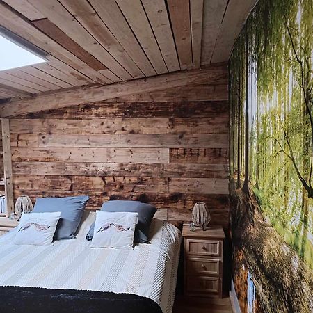 Le P'Tit Nid : Mini Loft Pour 2 A 4 Personnes Villa Tellin Exterior photo