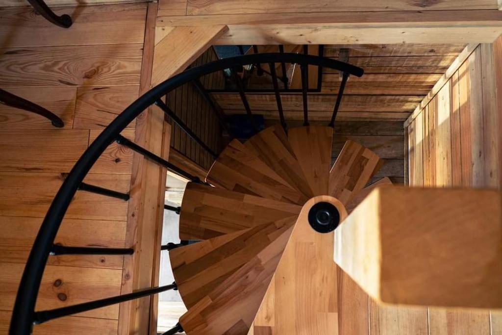 Le P'Tit Nid : Mini Loft Pour 2 A 4 Personnes Villa Tellin Exterior photo